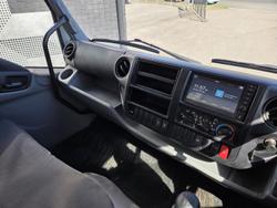 2023 Hino 300 Series 817