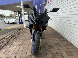 2024 Yamaha YZF-R15M BLUE/BLACK