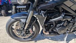 2025 Triumph STREET TRIPLE RS Black