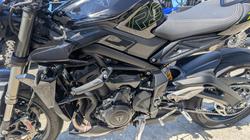 2025 Triumph STREET TRIPLE RS Black