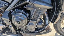 2025 Triumph STREET TRIPLE RS Black