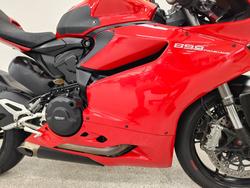 2015 DUCATI 899 PANIGALE Red