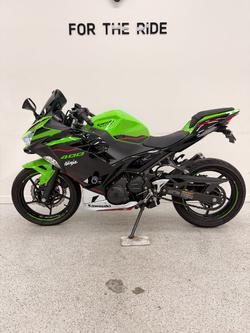 2021 Kawasaki NINJA 400 EX400 Green