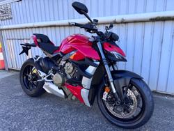 2020 Ducati Streetfighter V4 Streetfighter Red