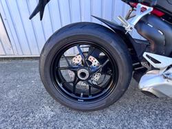 2020 Ducati Streetfighter V4 Streetfighter Red