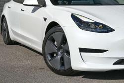 2022 Tesla Model 3 Rear-Wheel Drive