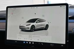 2022 Tesla Model 3 Rear-Wheel Drive