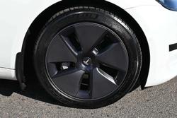 2022 Tesla Model 3 Rear-Wheel Drive
