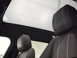 2021 Land Rover Range Rover Velar P250 R-Dynamic SE