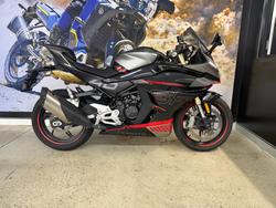 2023 CFMOTO 450 SR ABS BLACK