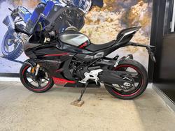 2023 CFMOTO 450 SR ABS BLACK