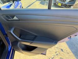 2023 VOLKSWAGEN T-ROC 140TSI R-LINE (RESTRICTED FTR)