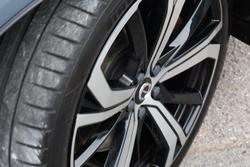 2021 Volvo XC60 B6 R-Design