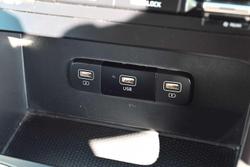 2023 Kia Carnival S
