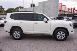 2022 Toyota Landcruiser GXL