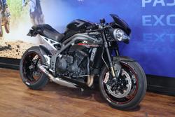 2018 TRIUMPH SPEED TRIPLE R-ABS Black