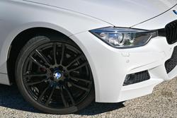 2012 BMW 3 Series 320i