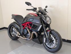 2012 Ducati Diavel Carbon Diavel Red