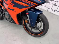2023 KTM RC 390 RC Orange