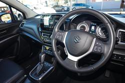 2023 Suzuki S-Cross ALLGRIP Prestige