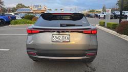 2025 Chery E5 Ultimate MY25.5 Saturn Silver