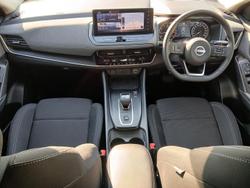 2025 Nissan QASHQAI ST-L