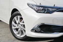 2017 Toyota Corolla Ascent Sport ZRE182R Crystal Pearl