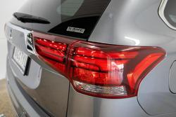 2019 Mitsubishi Outlander PHEV ES ADAS