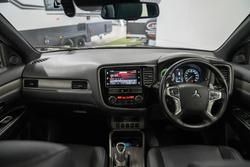 2019 Mitsubishi Outlander PHEV ES ADAS