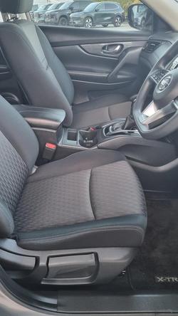 2021 Nissan X-TRAIL ST