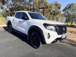 2022 Nissan Navara SL
