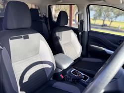 2022 Nissan Navara SL