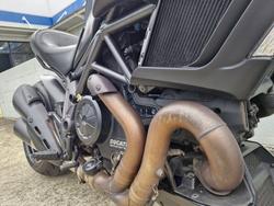 2015 DUCATI DIAVEL Black