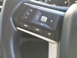 2023 Mitsubishi Outlander ES