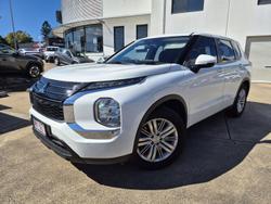 2023 Mitsubishi Outlander ES