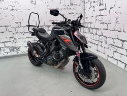 2017 KTM 1290 Super Duke R Super Duke Grey