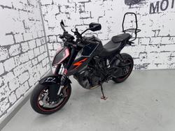2017 KTM 1290 Super Duke R Super Duke Grey