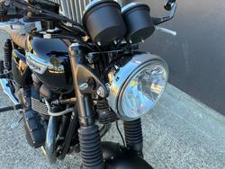 2010 Triumph BONNEVILLE T100 BLACK