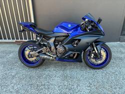 Yamaha YZF-R7LA
