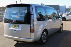 2024 Hyundai STARIA