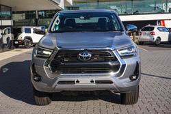 2022 Toyota Hilux SR5