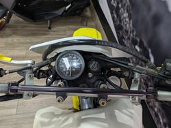 2005 Suzuki DR650SE YELLOW