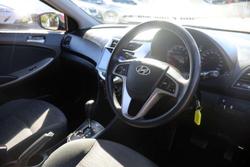2016 Hyundai Accent Active