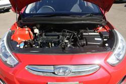 2016 Hyundai Accent Active