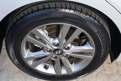 2018 Hyundai Elantra Active