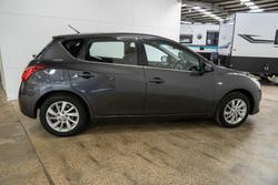 2014 Nissan Pulsar ST