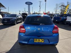 2017 Suzuki Swift GL Navigator