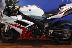 2007 Yamaha YZF-R1 White
