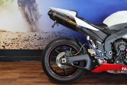 2007 Yamaha YZF-R1 White