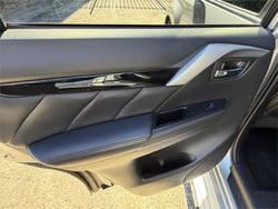 2017 MITSUBISHI PAJERO SPORT EXCEED (4x4) 7 SEAT